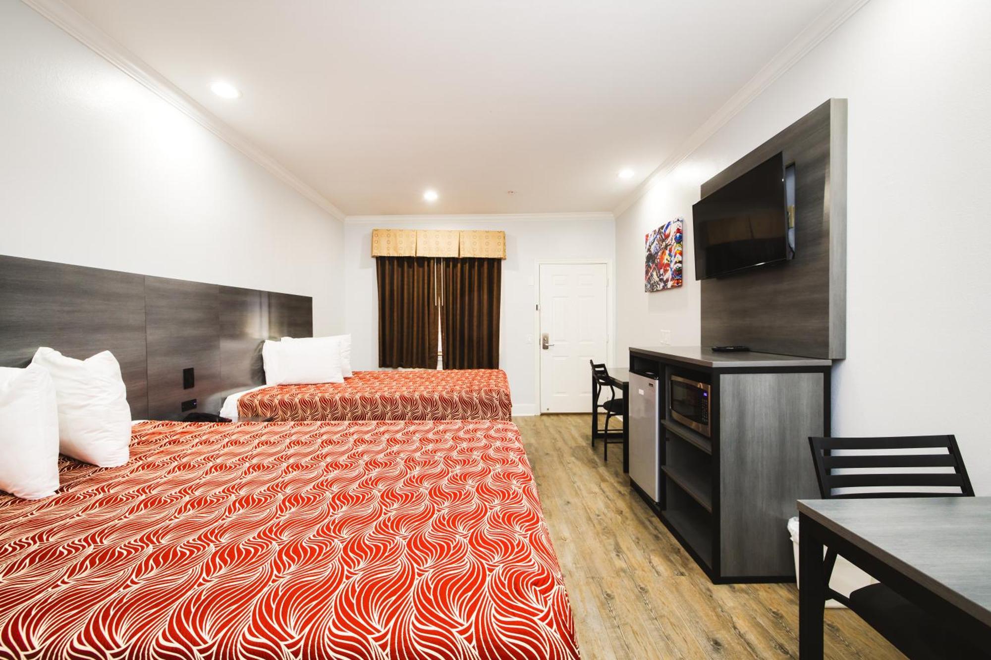Palace 290 - Fairbanks Motel *